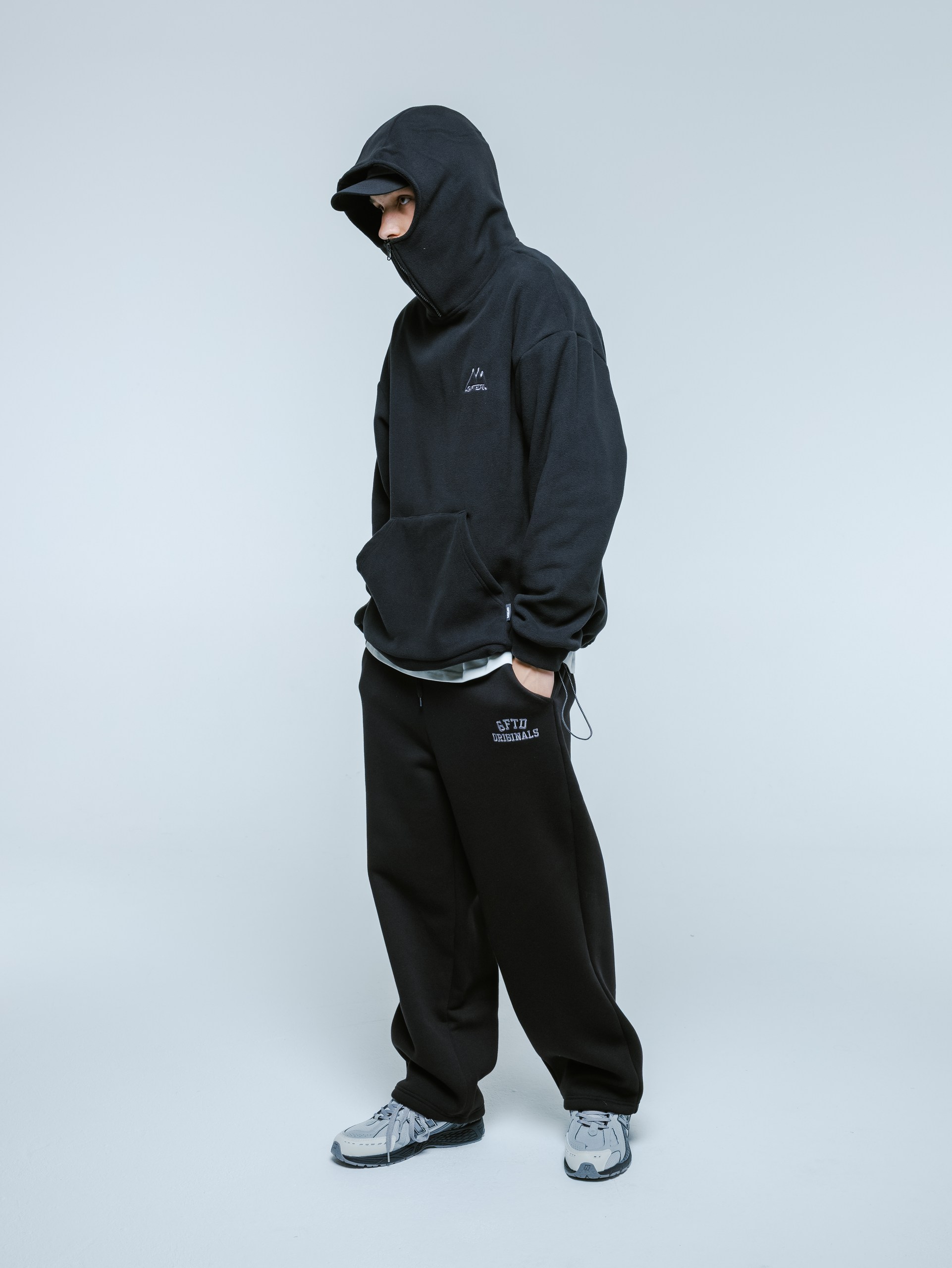 Худи "GIFTED78" 25/MNTN-Fleece/747 черный Худи "GIFTED78" 25/MNTN-Fleece/747 черный