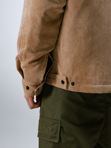 Куртка GIFTED78 26/812 MARIO vlvt бежевый Куртка GIFTED78 26/812 MARIO vlvt бежевый